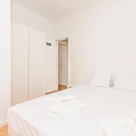 Houze Family Flat In Near Zoo Διαμέρισμα Lisboa